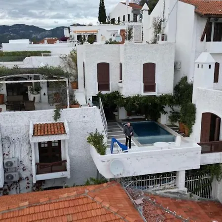Castle81homes Yellow-sari , Sea View House * Marmaris