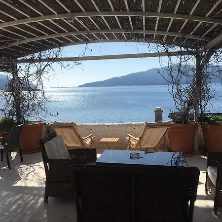 Castle81homes Yellow-sari , Sea View House Casa vacanze *