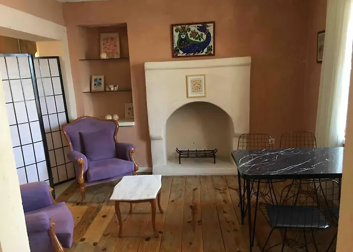 בית נופש Castle81homes Yellow-sari , Sea View House